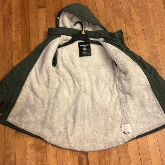 Girls justice zip up puffer jacket size large - Picture 3 of 4